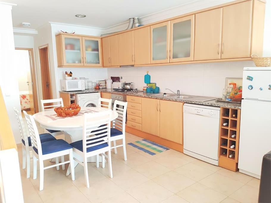 Casa De Praia Acolhedora/ Cosy Beach House Marinha das Ondas Экстерьер фото